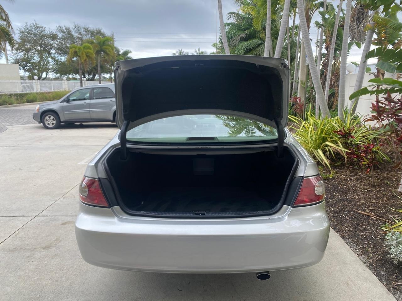 2004 Lexus ES 330 LOW MILES 74,701 SUNROOF Pompano Beach FL