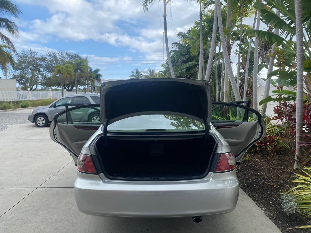 2004 Lexus ES 330 LOW MILES 74,701 SUNROOF Pompano Beach FL