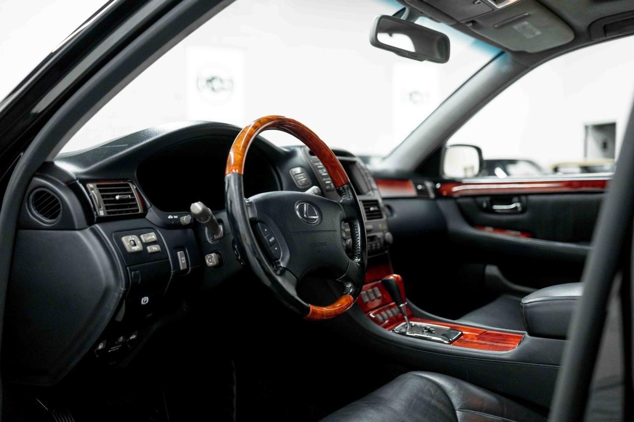 2004 Lexus LS 430