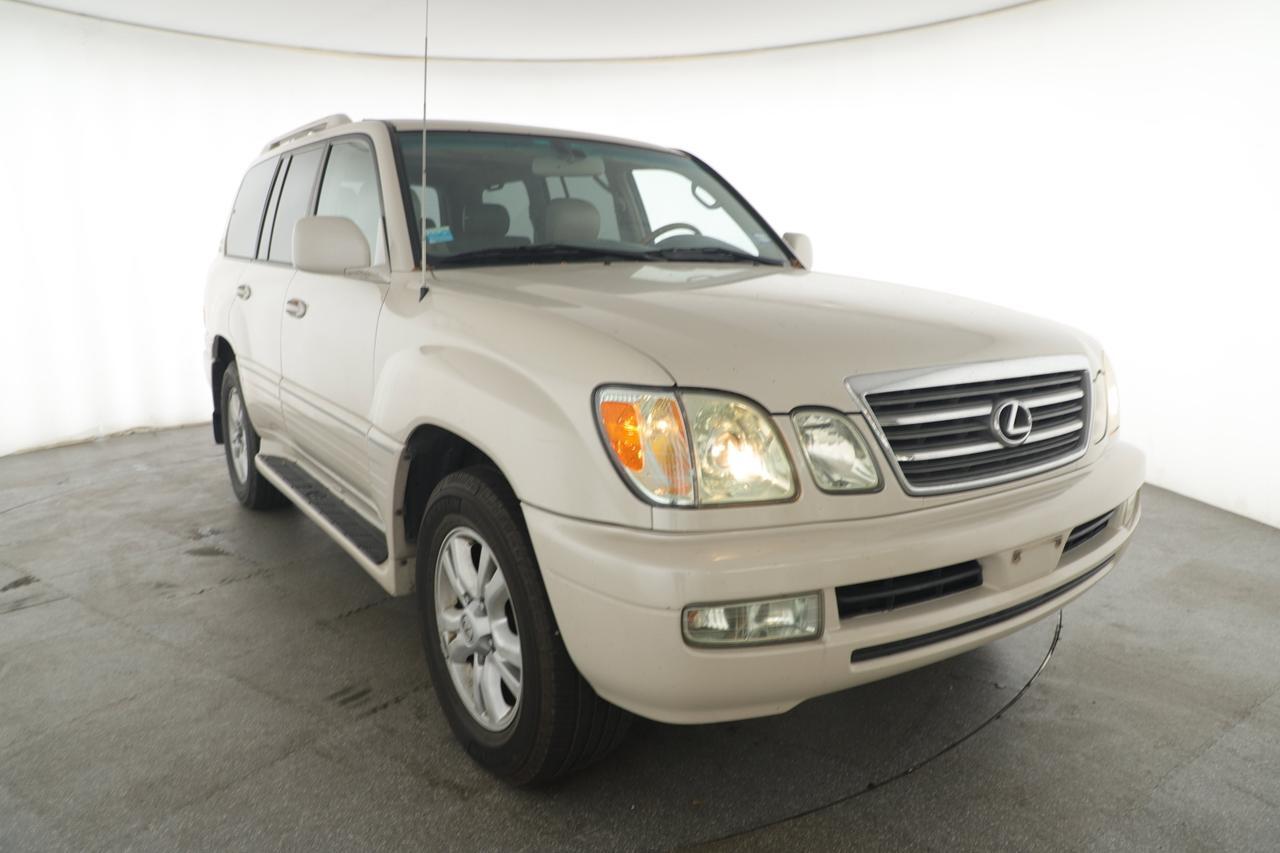 2004 Lexus LX 470