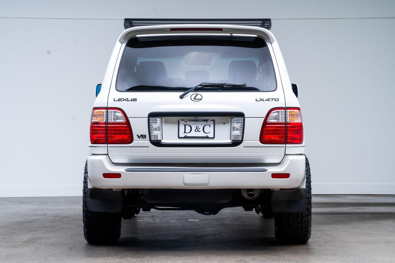 2004 Lexus LX 470 40" Light Bar Ceramic Tint Blkout Package Portland OR