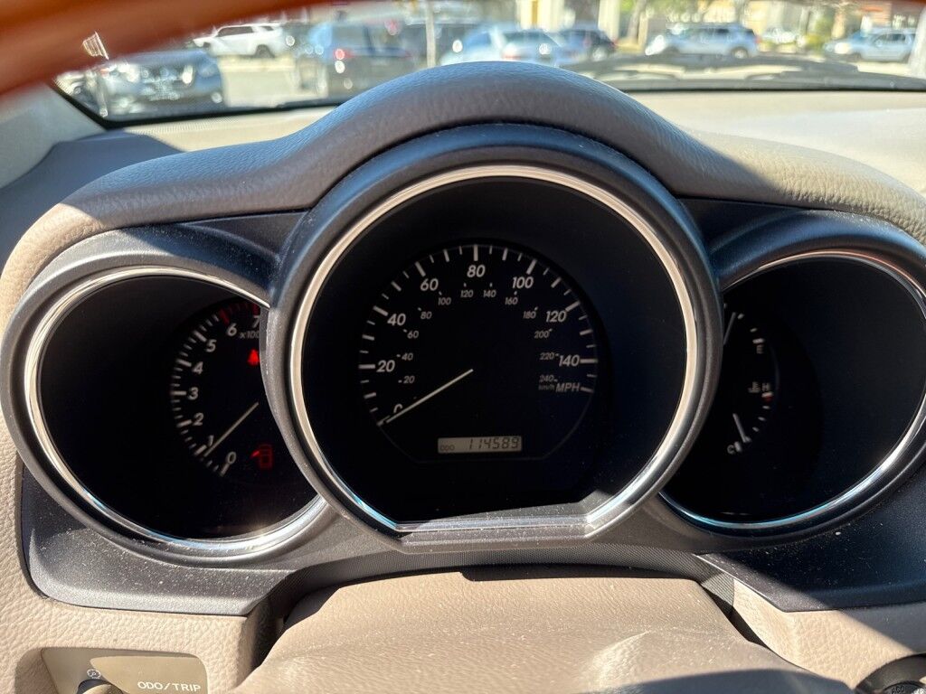 2004 Lexus RX 330 CLEAN CARFAX~ONE OF A KIND~WELL MAINTAINED~ONLINE FINANCE AND SHIPPING AVAILABLE!!! Sarasota FL