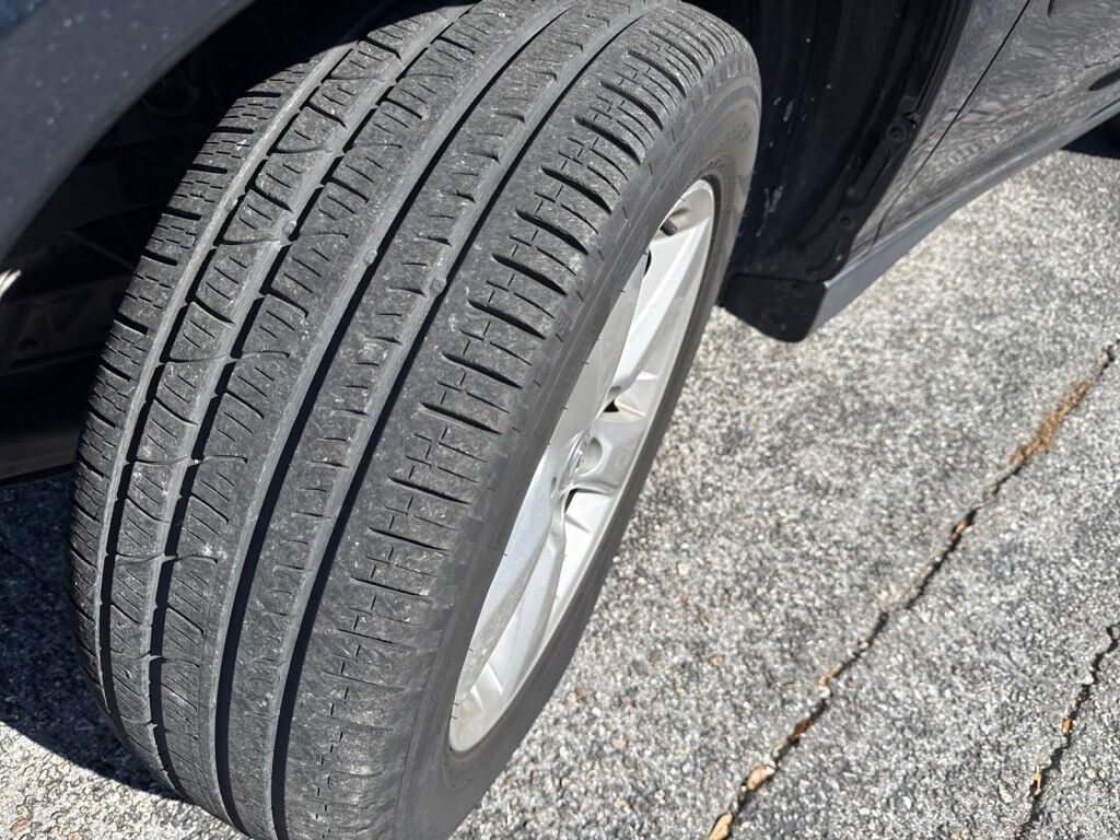 2004 Lexus RX 330 CLEAN CARFAX~ONE OF A KIND~WELL MAINTAINED~ONLINE FINANCE AND SHIPPING AVAILABLE!!!