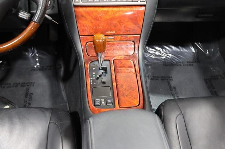 2004 Lexus SC 430 2dr Convertible Chicago IL