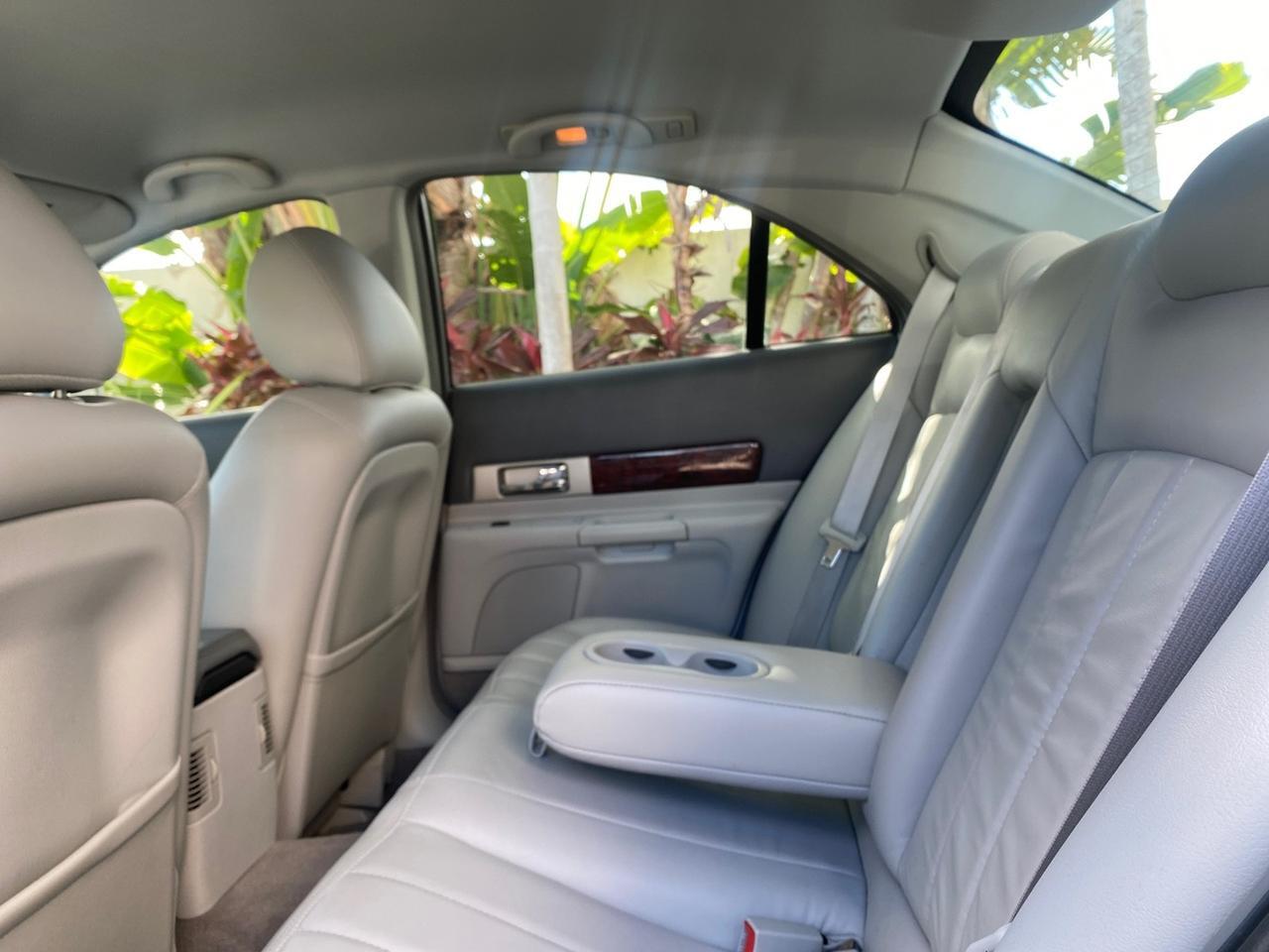 2004 Lincoln LS LOW MILES 43,468 1 OWNER Pompano Beach FL