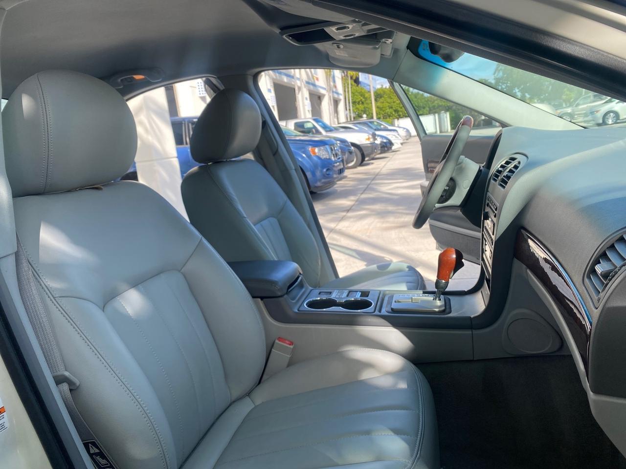 2004 Lincoln LS LOW MILES 43,468 1 OWNER Pompano Beach FL