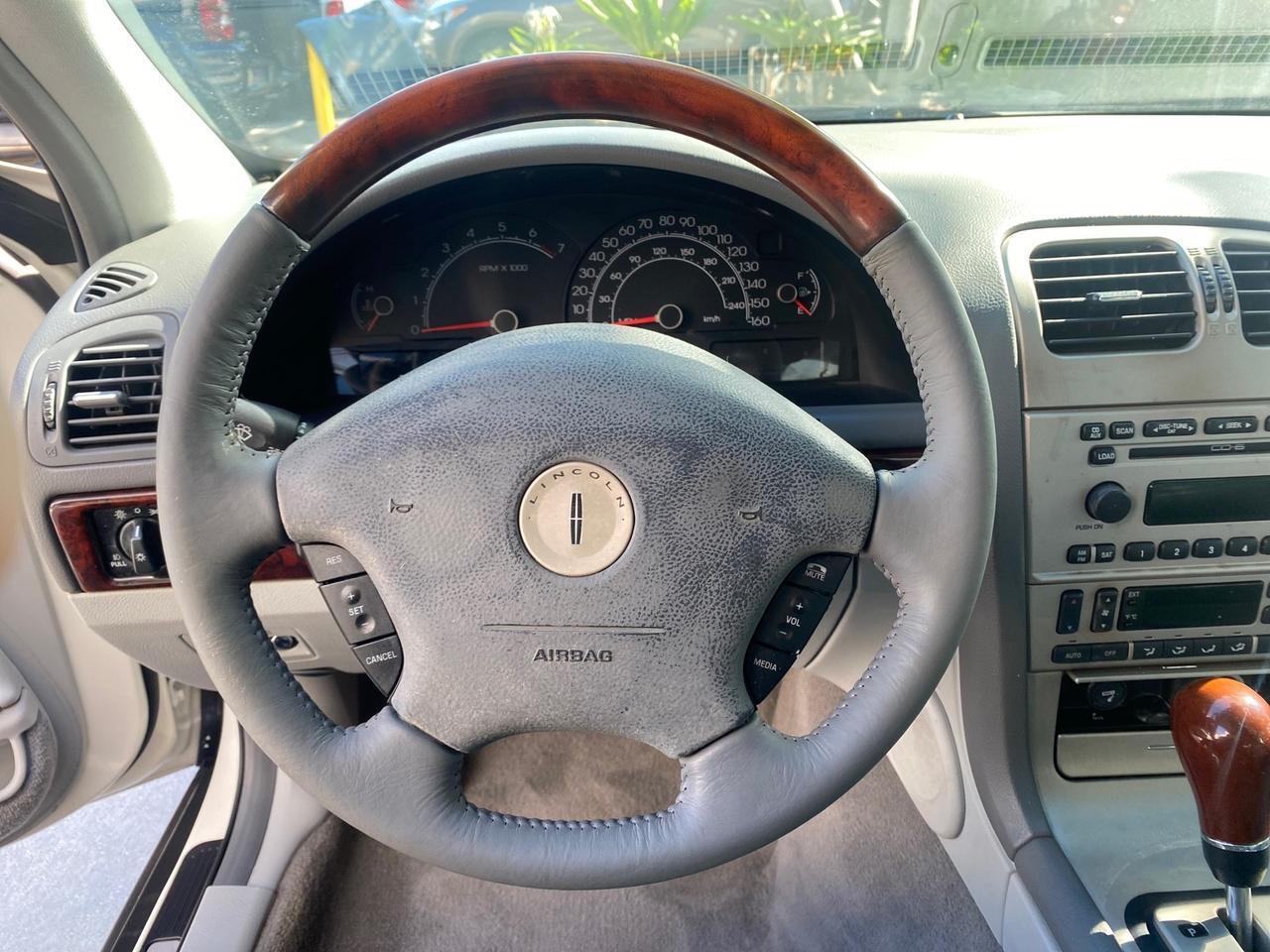 2004 Lincoln LS LOW MILES 43,468 1 OWNER Pompano Beach FL