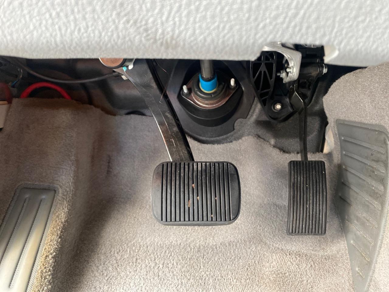 2004 Lincoln LS LOW MILES 43,468 1 OWNER Pompano Beach FL