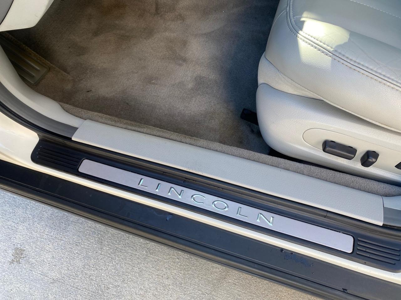 2004 Lincoln LS LOW MILES 43,468 1 OWNER Pompano Beach FL