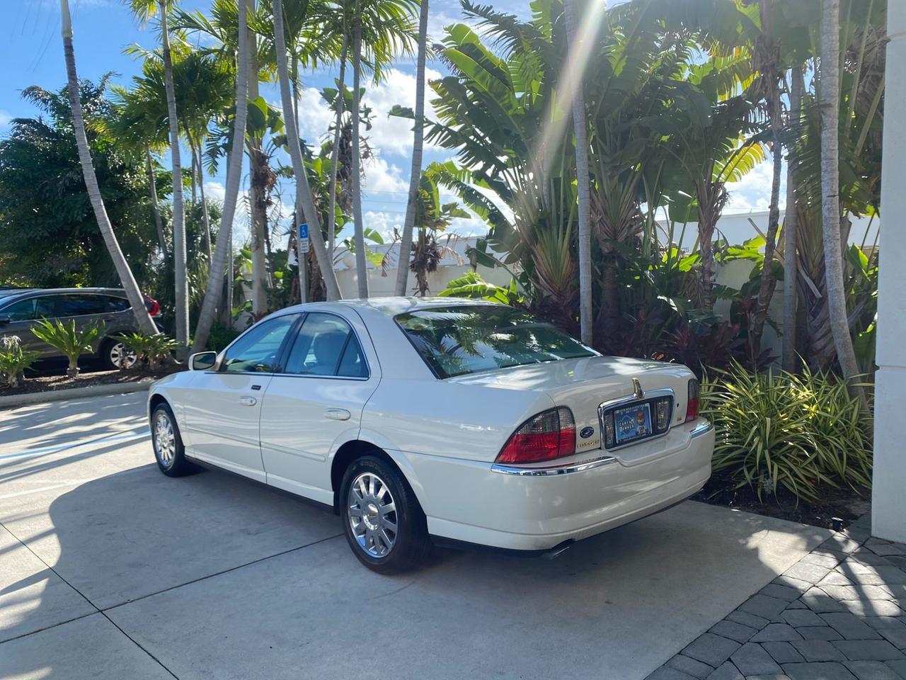 2004 Lincoln LS LOW MILES 43,468 1 OWNER Pompano Beach FL