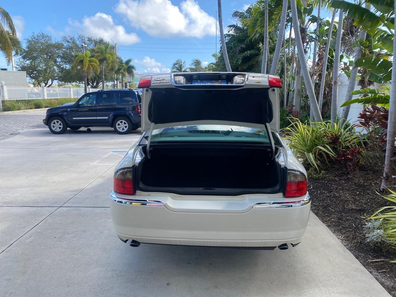 2004 Lincoln LS LOW MILES 43,468 1 OWNER Pompano Beach FL