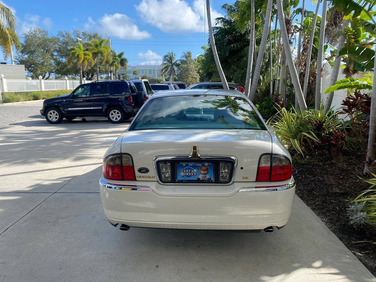 2004 Lincoln LS LOW MILES 43,468 1 OWNER Pompano Beach FL