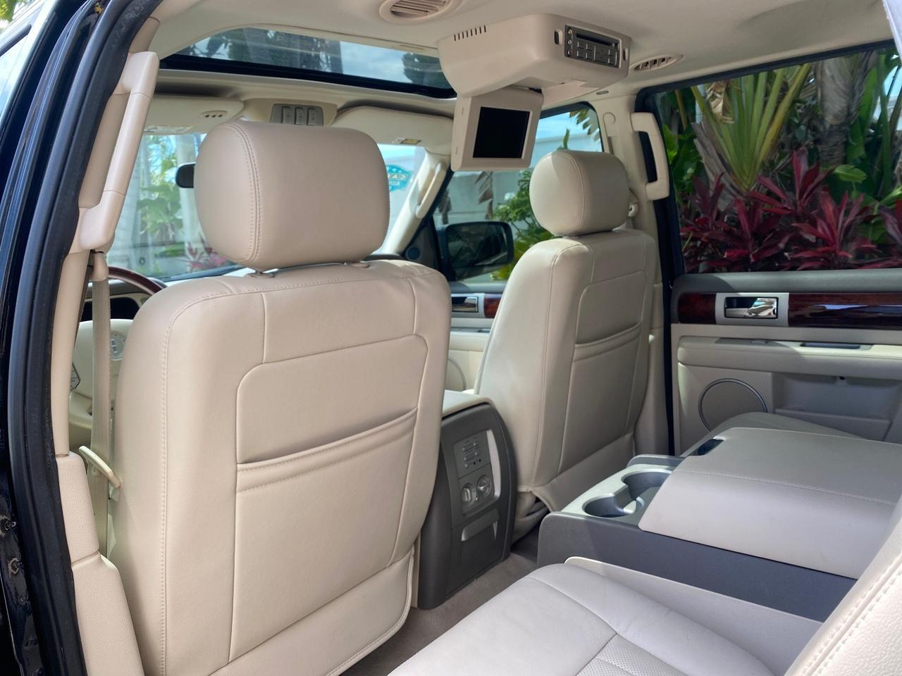 2004 Lincoln Navigator LOW MILES 67,511 SUNROOF Pompano Beach FL