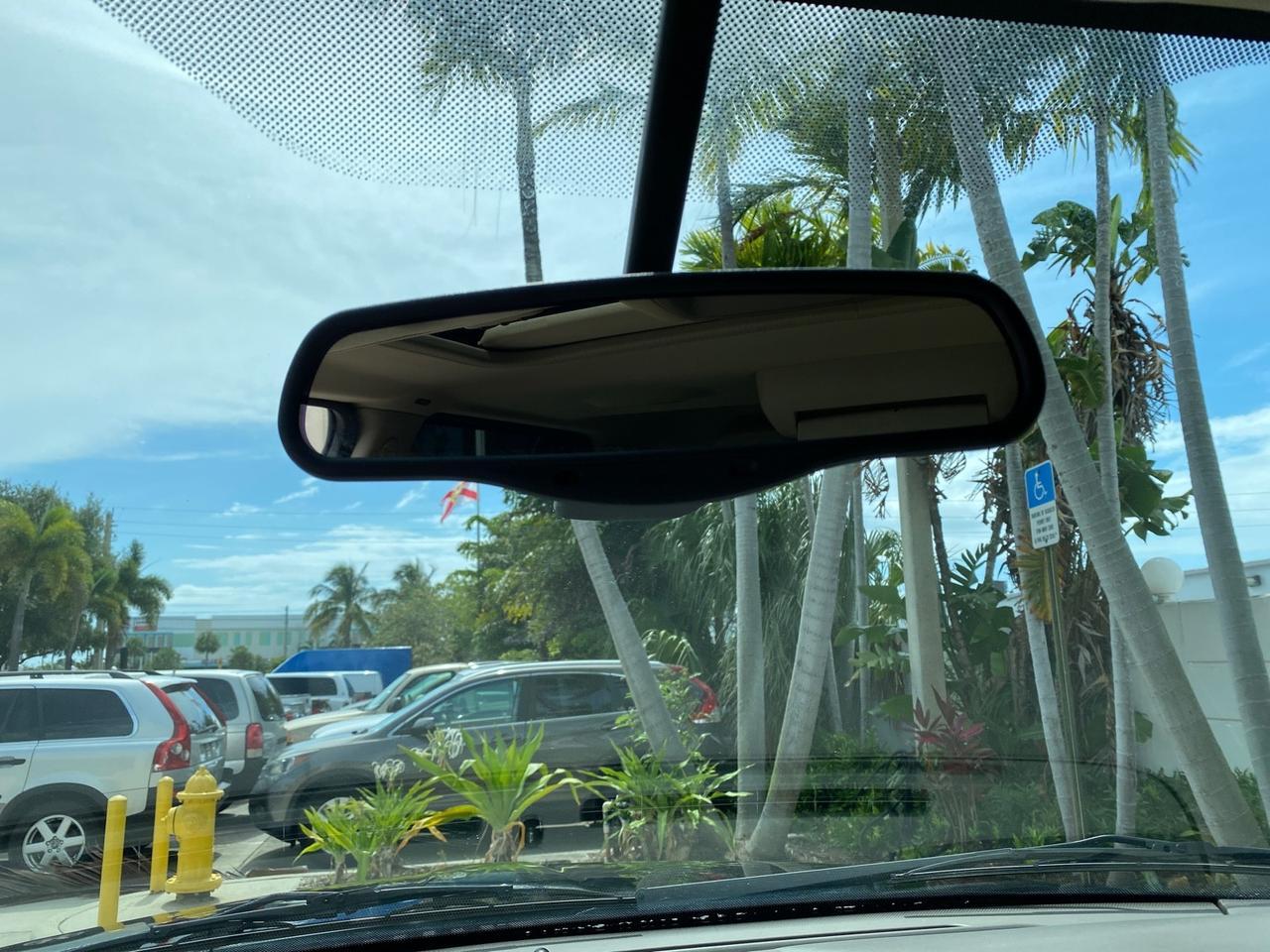 2004 Lincoln Navigator LOW MILES 67,511 SUNROOF Pompano Beach FL