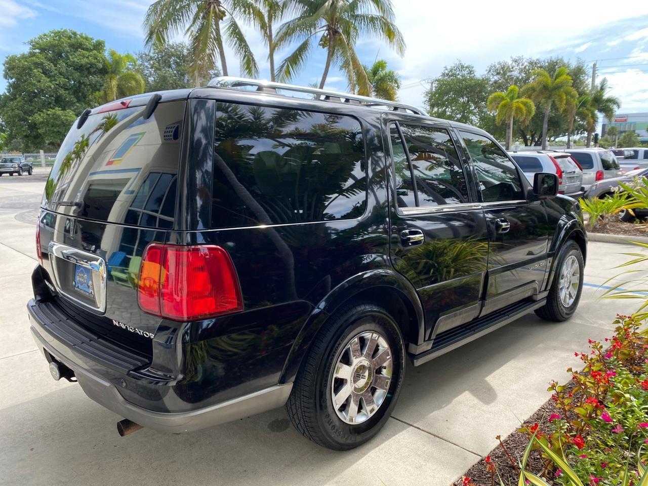 2004 Lincoln Navigator LOW MILES 67,511 SUNROOF Pompano Beach FL
