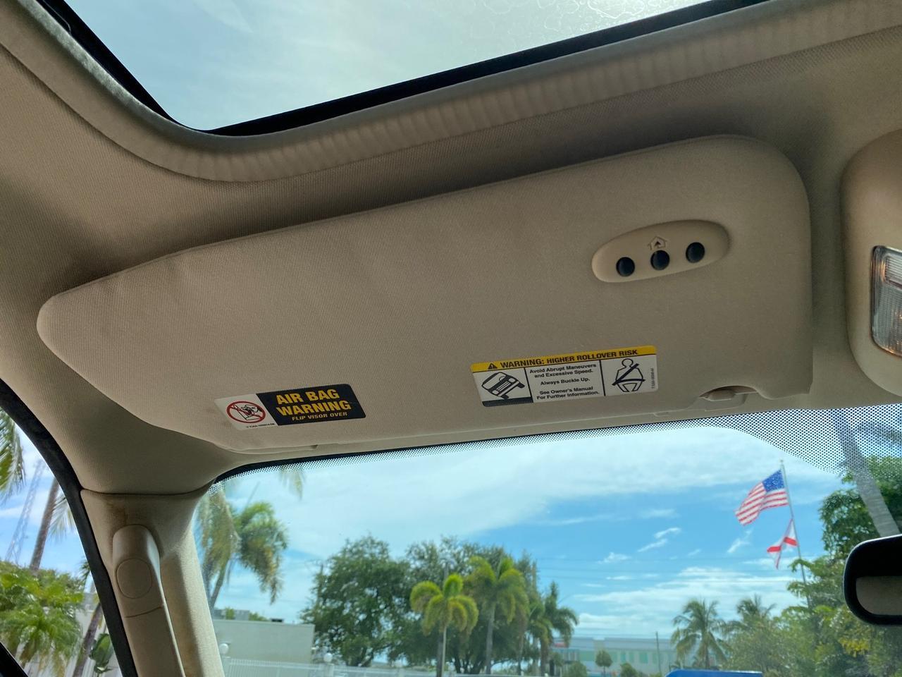 2004 Lincoln Navigator LOW MILES 67,511 SUNROOF Pompano Beach FL