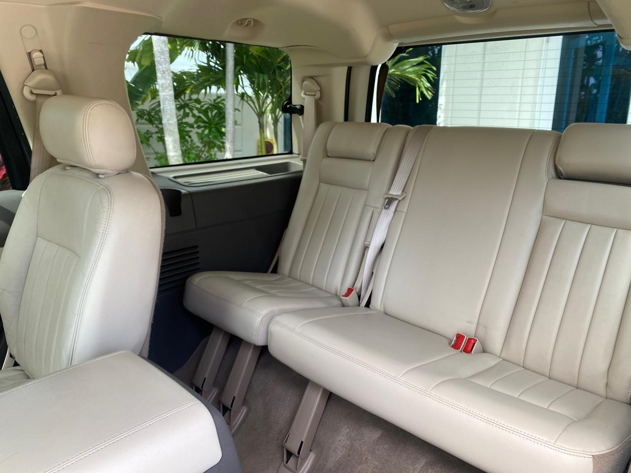 2004 Lincoln Navigator LOW MILES 67,511 SUNROOF Pompano Beach FL