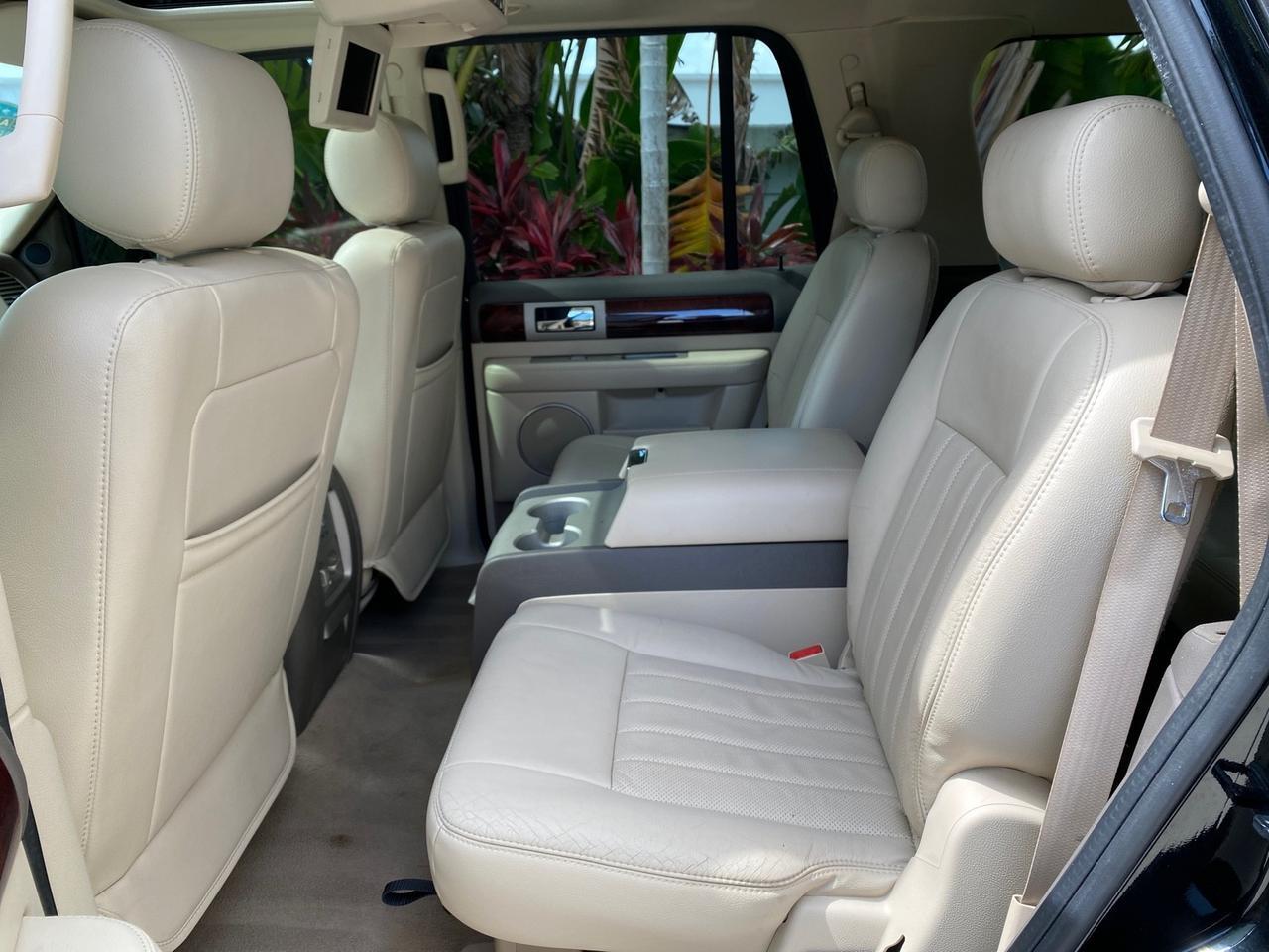 2004 Lincoln Navigator LOW MILES 67,511 SUNROOF Pompano Beach FL