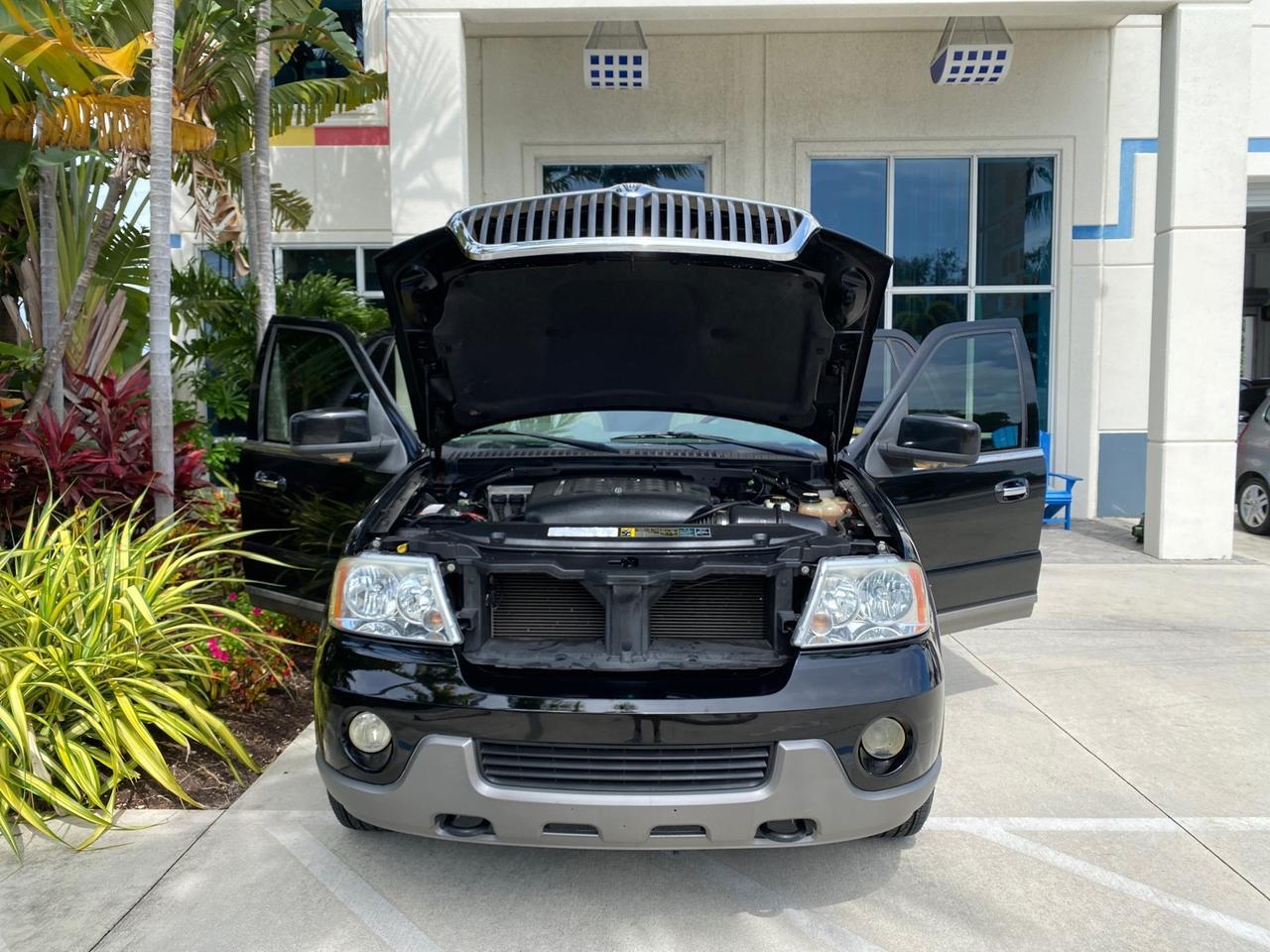 2004 Lincoln Navigator LOW MILES 67,511 SUNROOF Pompano Beach FL
