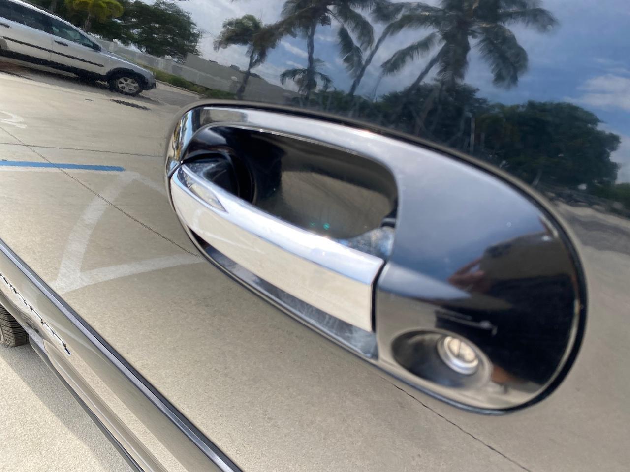2004 Lincoln Navigator LOW MILES 67,511 SUNROOF Pompano Beach FL