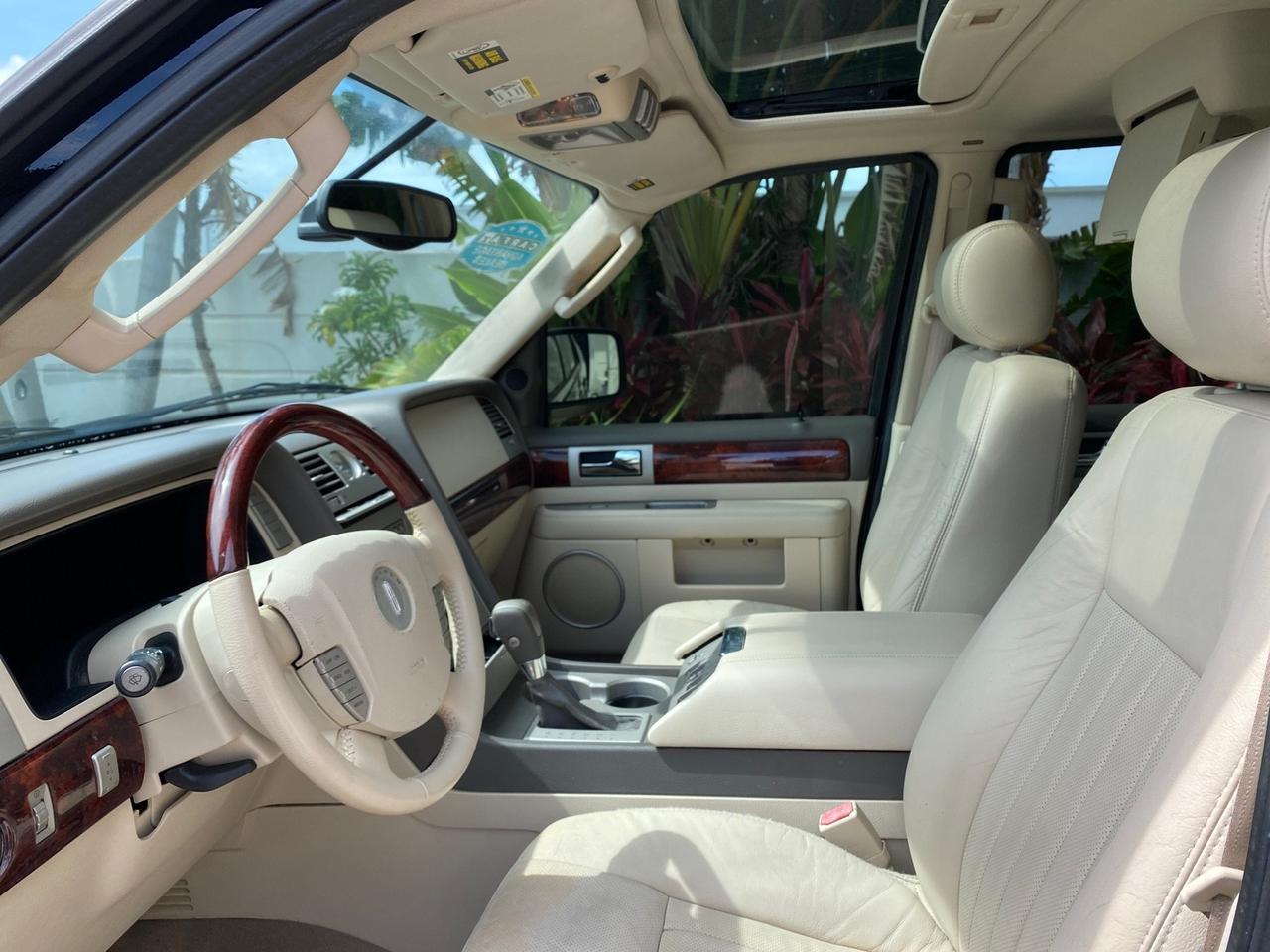 2004 Lincoln Navigator LOW MILES 67,511 SUNROOF Pompano Beach FL
