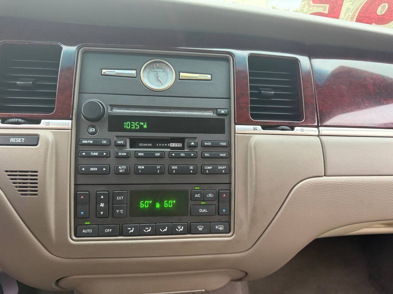2004 Lincoln Town Car Ultimate 4dr Sedan Edison NJ