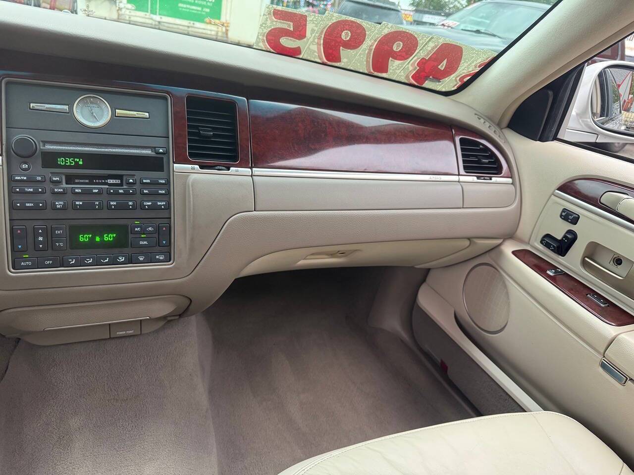 2004 Lincoln Town Car Ultimate 4dr Sedan Edison NJ