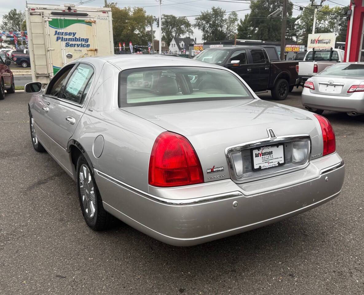 2004 Lincoln Town Car Ultimate 4dr Sedan Edison NJ