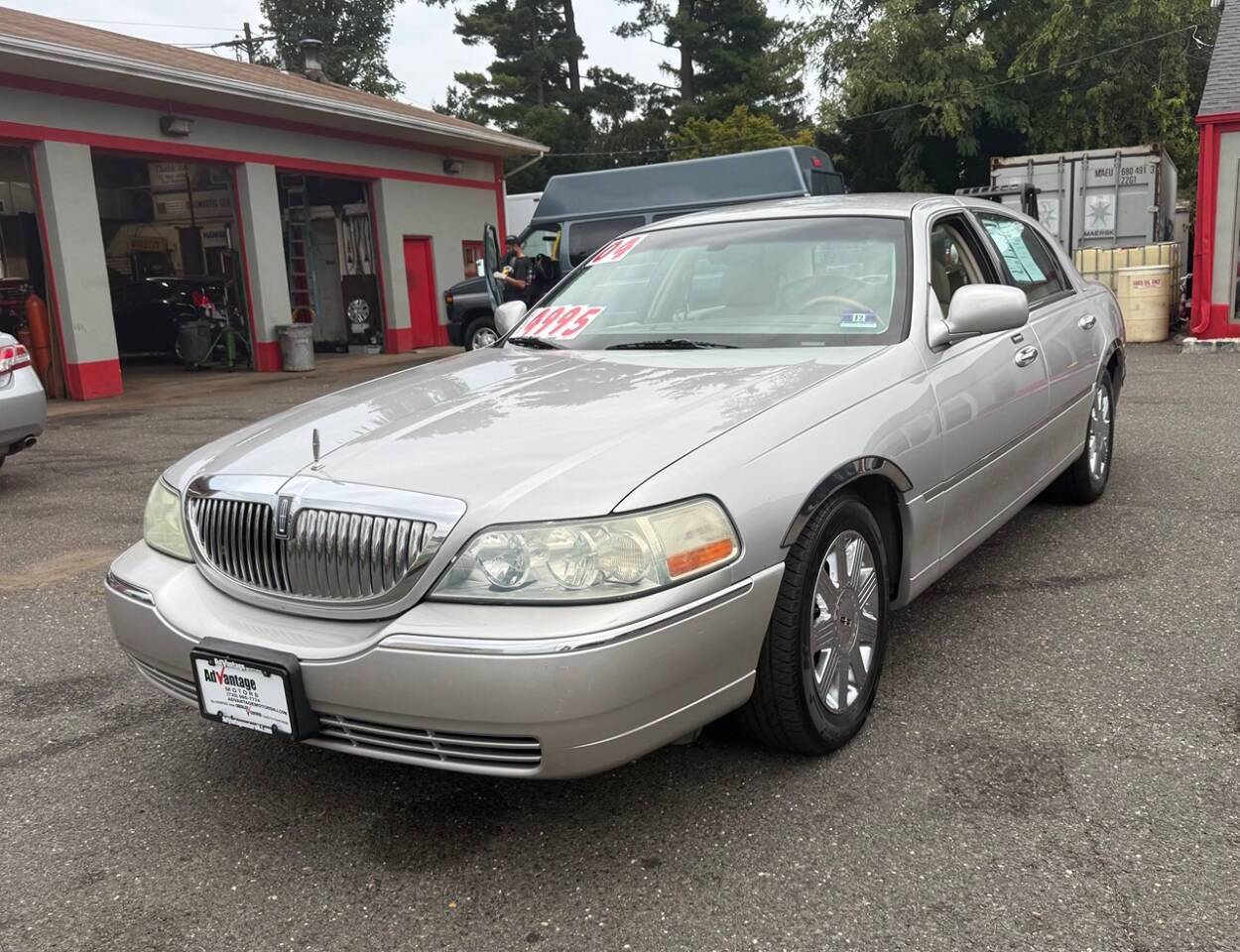 2004 Lincoln Town Car Ultimate 4dr Sedan Edison NJ