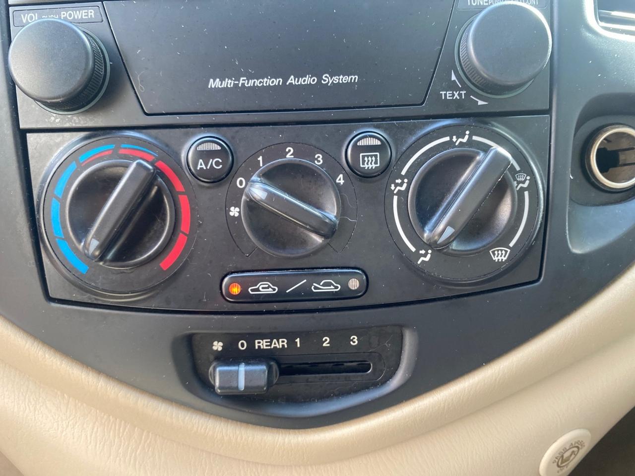 2004 Mazda MPV LX LOW MILES 62,740 Pompano Beach FL