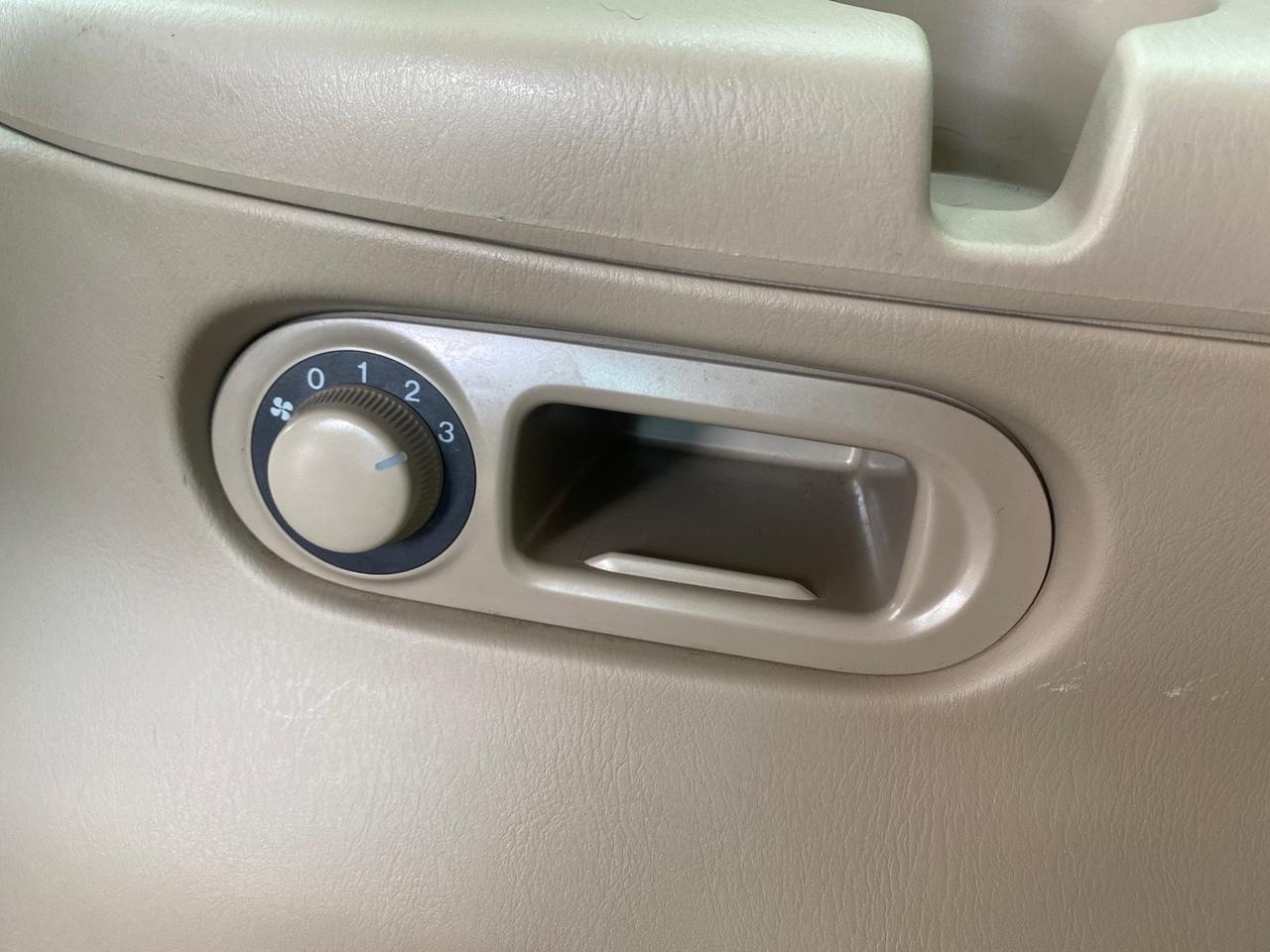 2004 Mazda MPV LX LOW MILES 62,740 Pompano Beach FL