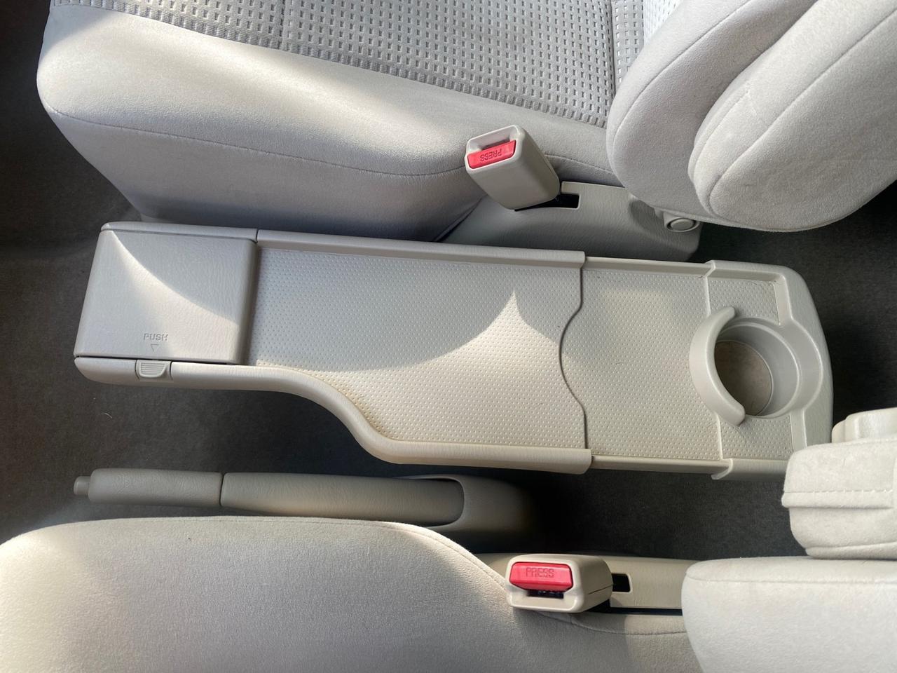 2004 Mazda MPV LX LOW MILES 62,740 Pompano Beach FL