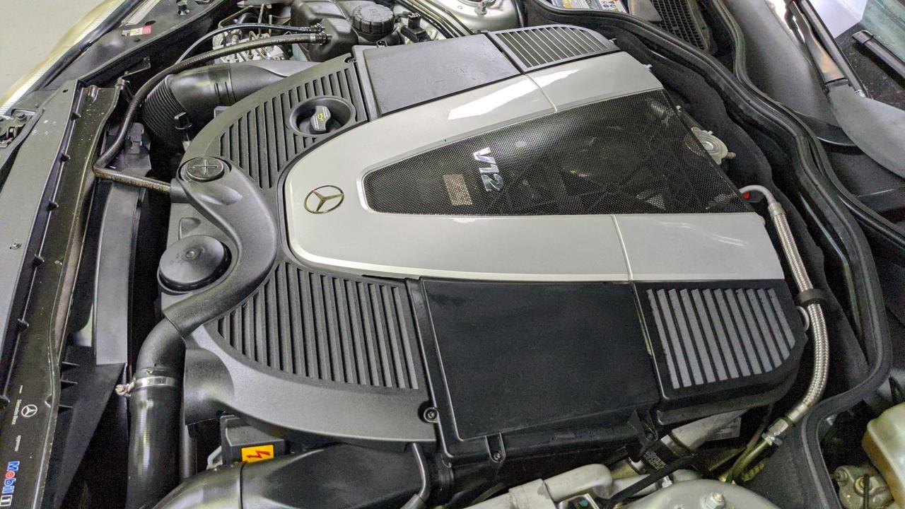 2004 Mercedes-Benz Sl600~ Incredible Miles Fully Serviced ~Carfax Certified Glendale Heights IL