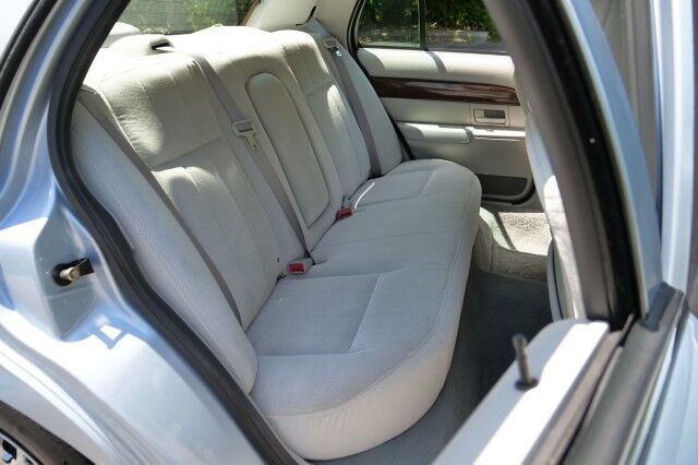 2004 Mercury Grand Marquis GS / 4.6L V8 / Cruise Control / Adjustable Pedals! High Point NC
