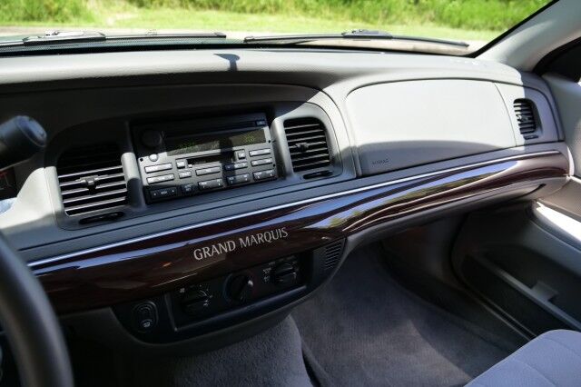 2004 Mercury Grand Marquis GS / 4.6L V8 / Cruise Control / Adjustable Pedals! High Point NC