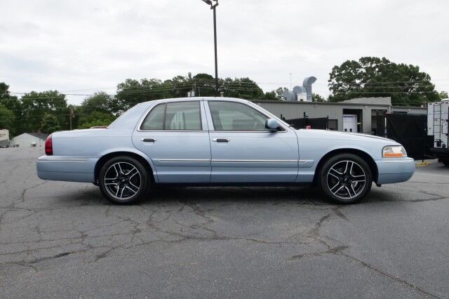 2004 Mercury Grand Marquis GS / 4.6L V8 / Cruise Control / Adjustable Pedals! High Point NC