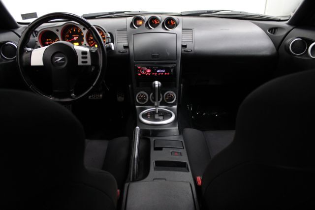 2004 Nissan 350Z Enthusiast