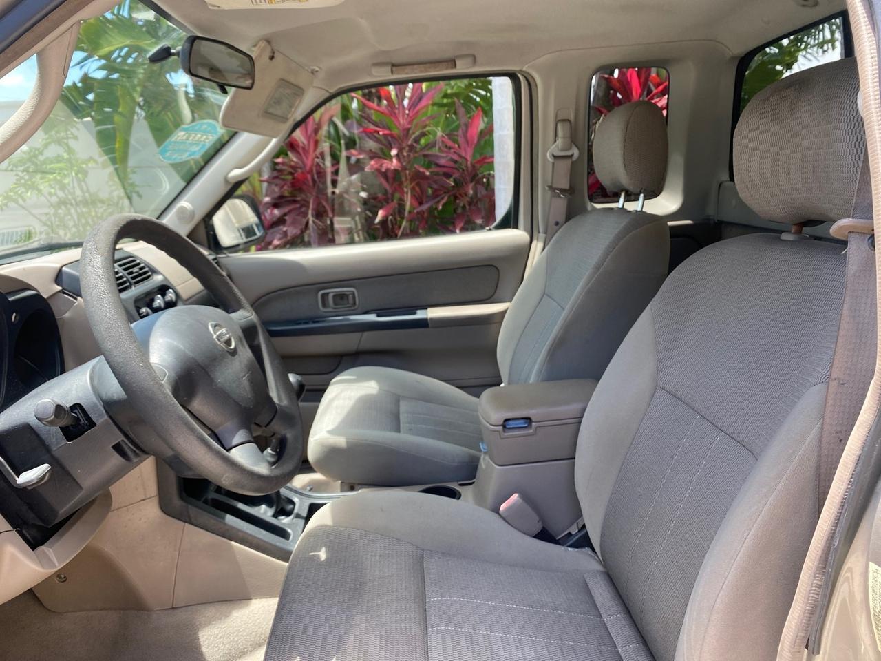 2004 Nissan Frontier 2WD XE LOW MILES 70,694 PU Pompano Beach FL