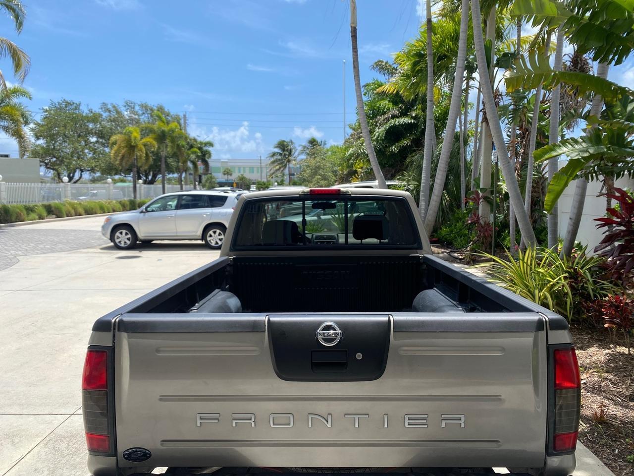 2004 Nissan Frontier 2WD XE LOW MILES 70,694 Pompano Beach FL