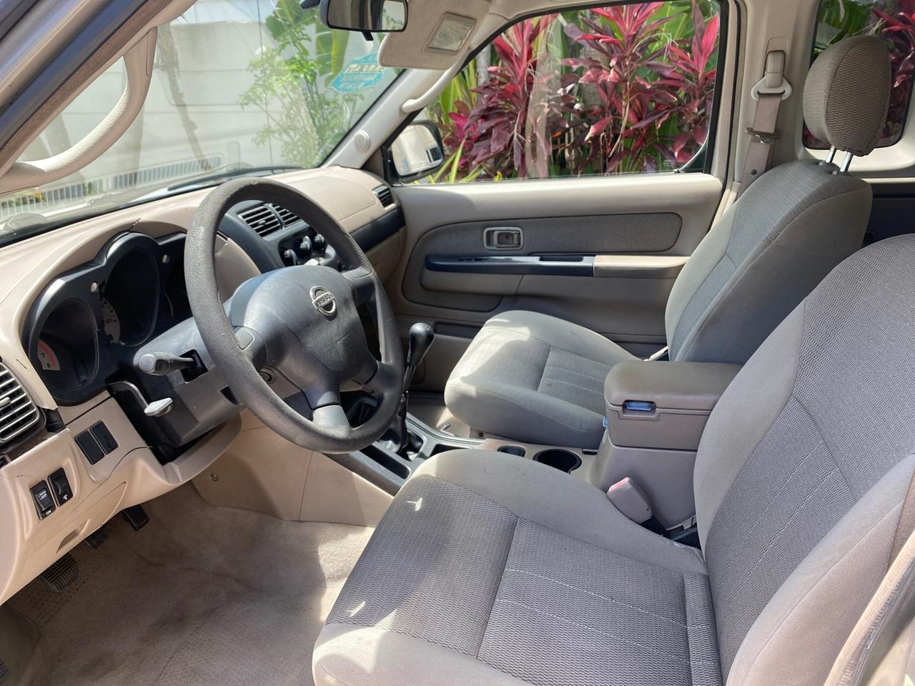 2004 Nissan Frontier 2WD XE LOW MILES 70,694 Pompano Beach FL