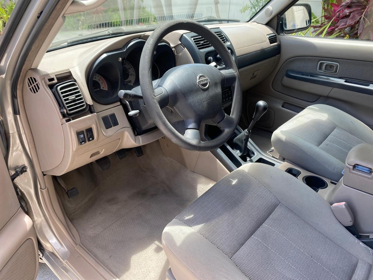 2004 Nissan Frontier 2WD XE LOW MILES 70,694 Pompano Beach FL