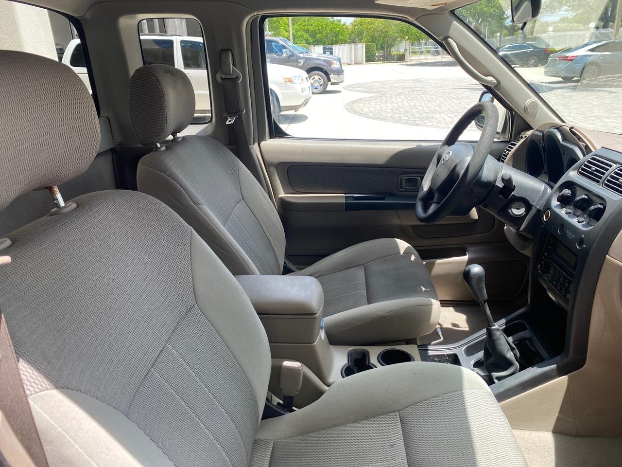 2004 Nissan Frontier 2WD XE LOW MILES 70,694 Pompano Beach FL