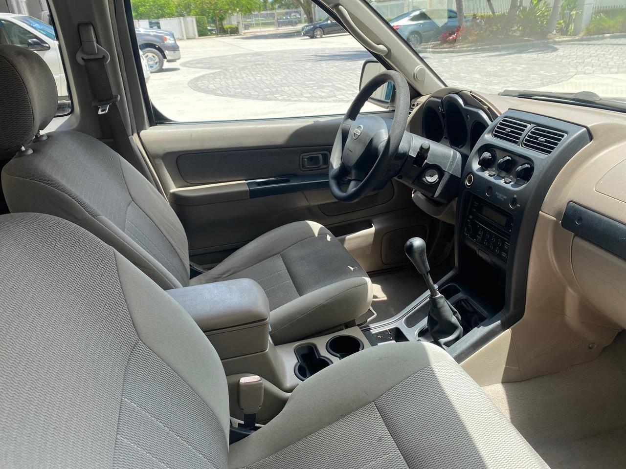 2004 Nissan Frontier 2WD XE LOW MILES 70,694 Pompano Beach FL