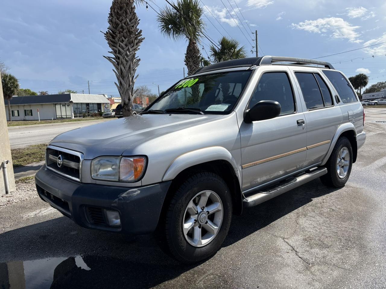 2004 Nissan Pathfinder SE