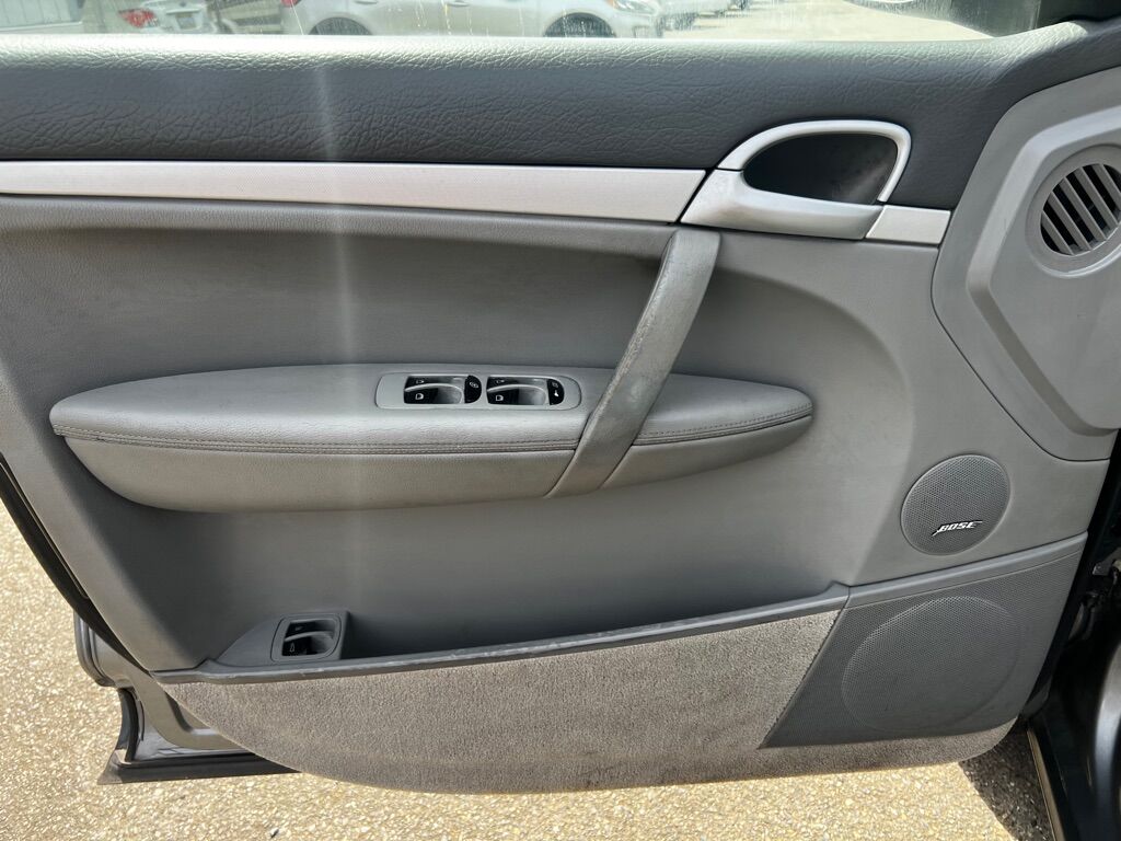 2004 PORSCHE CAYENNE S Des Moines WA