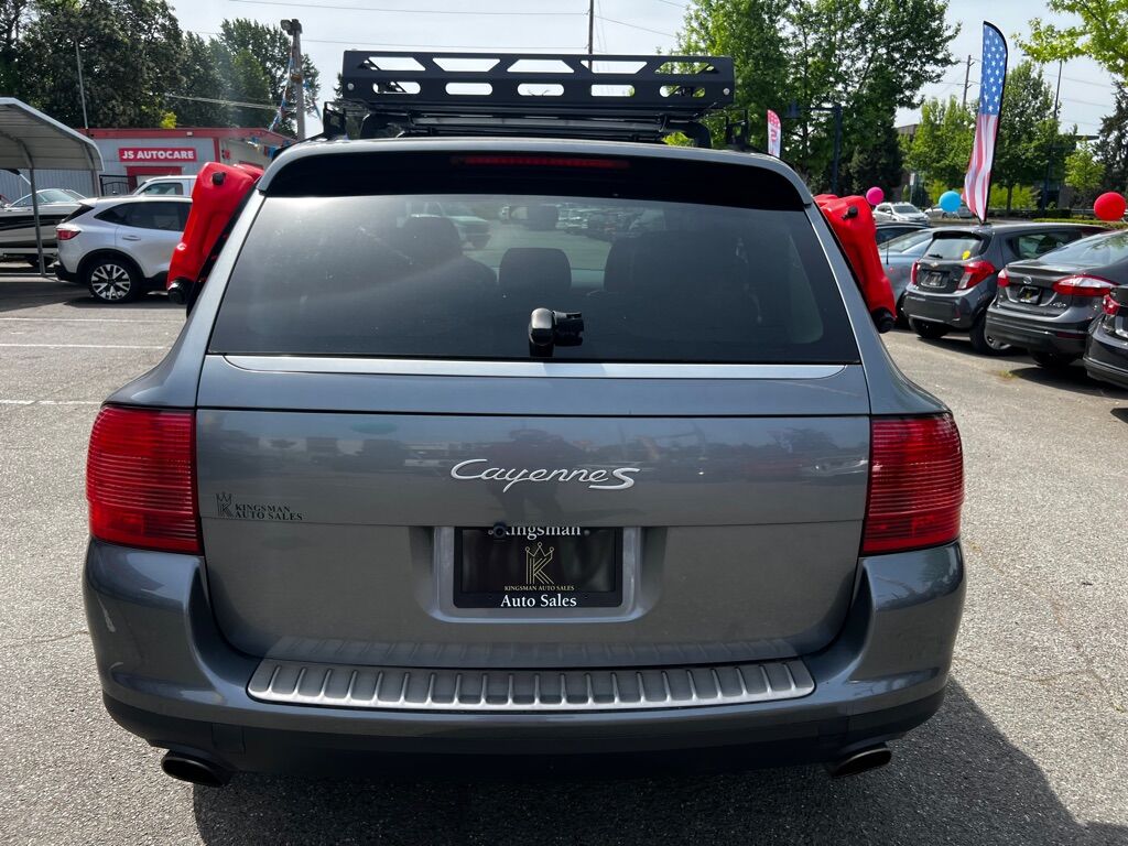 2004 PORSCHE CAYENNE S Des Moines WA