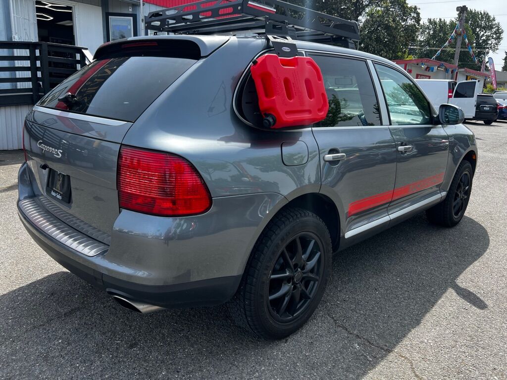 2004 PORSCHE CAYENNE S Des Moines WA