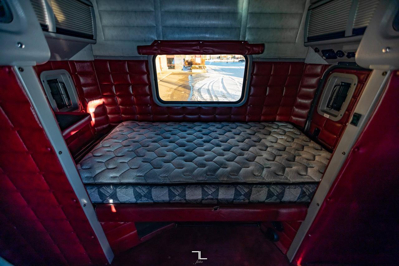 2004 Peterbilt 379 Longnose Tractor Sleeper Canadian Classic Red Deer AB