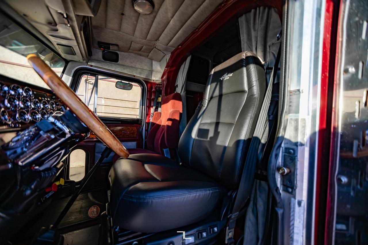 2004 Peterbilt 379 Longnose Tractor Sleeper Canadian Classic Red Deer AB