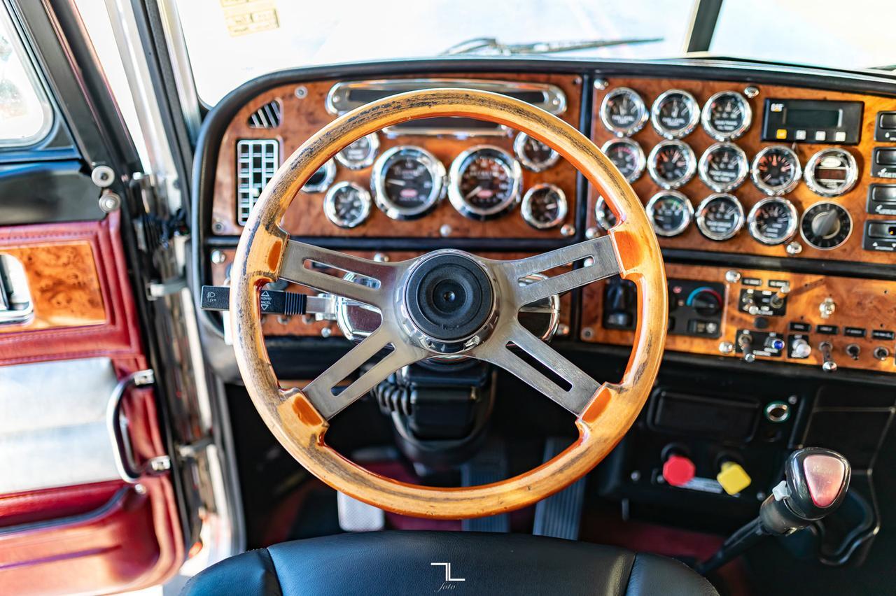 2004 Peterbilt 379 Longnose Tractor Sleeper Canadian Classic Red Deer AB